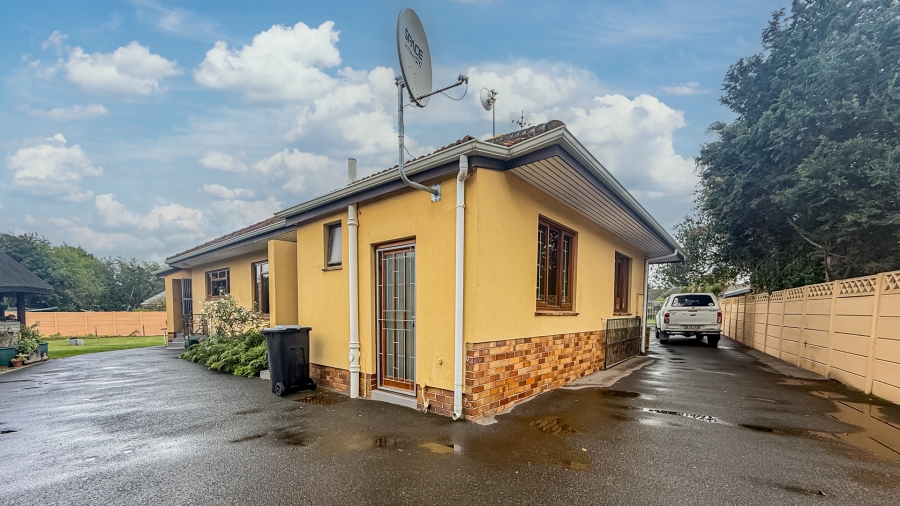 4 Bedroom Property for Sale in De La Haye Western Cape